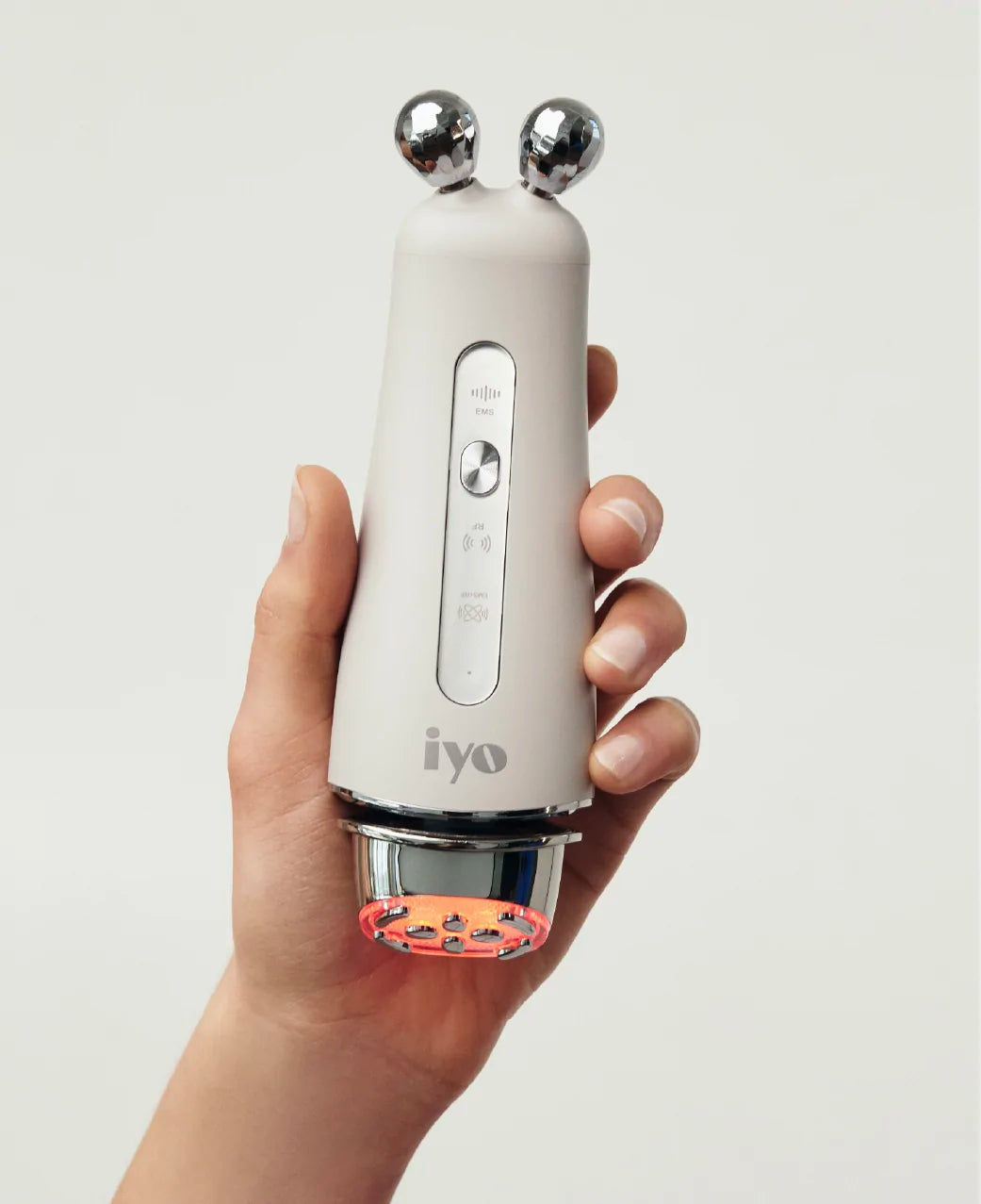 iYO Trio RF Facial Care – EMS, RF & LED Skin Rejuvenation