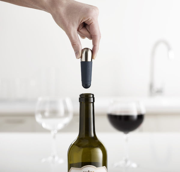 Joseph Joseph BarWise 20110 Twist-Lock Wine Stoppers Leak-Proof Set of 2 Blue
