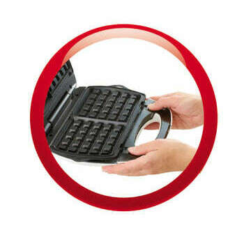 Moulinex 3‑in‑1 Sandwich & Waffle Maker – SW612543 (700 W, Interchangeable Plates)