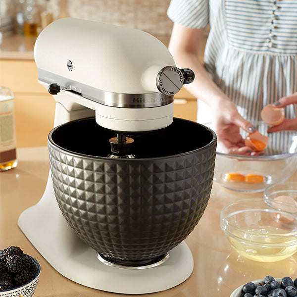 KitchenAid Artisan Design Series Stand Mixer – Light & Shadow