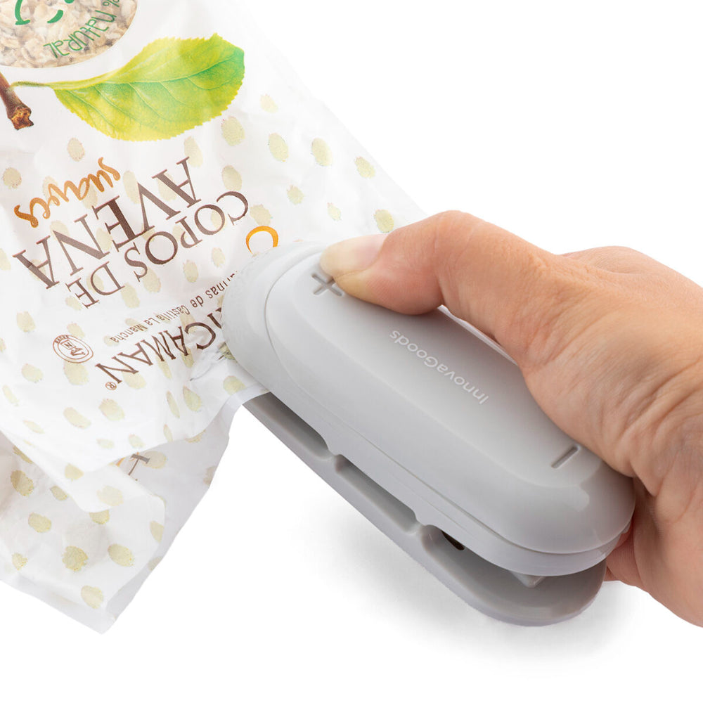 InnovaGoods Bag Sealer With Cutter And Hanger Baseyl  Buy in Lebanon