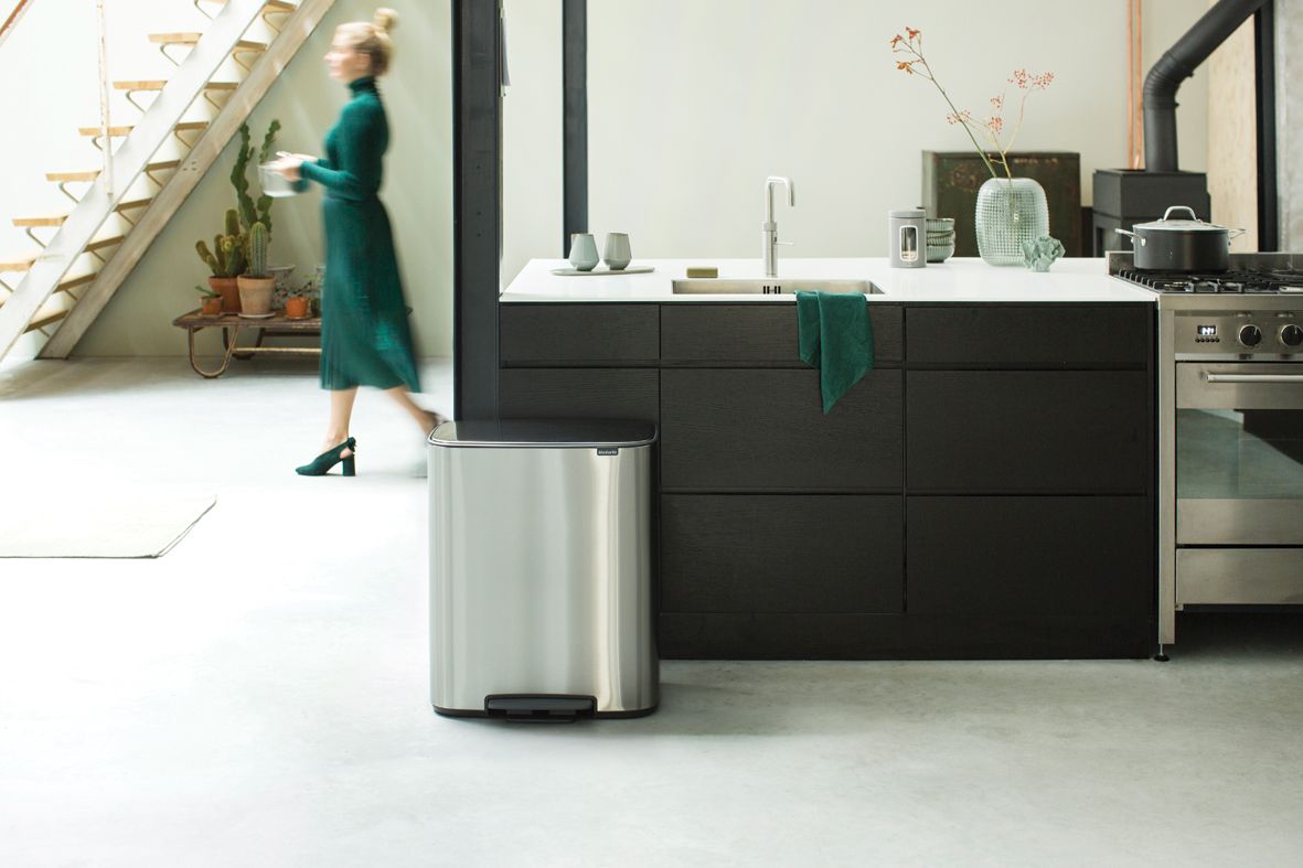 Brabantia Bo Pedal Bin 60L – Matt Steel Fingerprint Proof