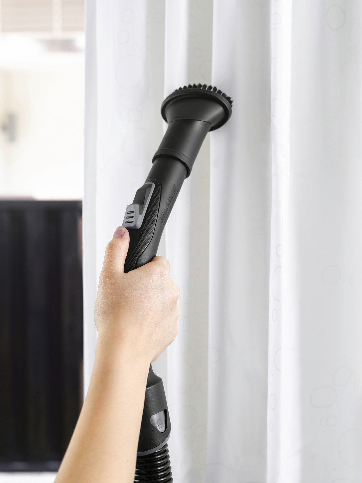 Kärcher VC 3 Plus Bagless Vacuum Cleaner – 1100W