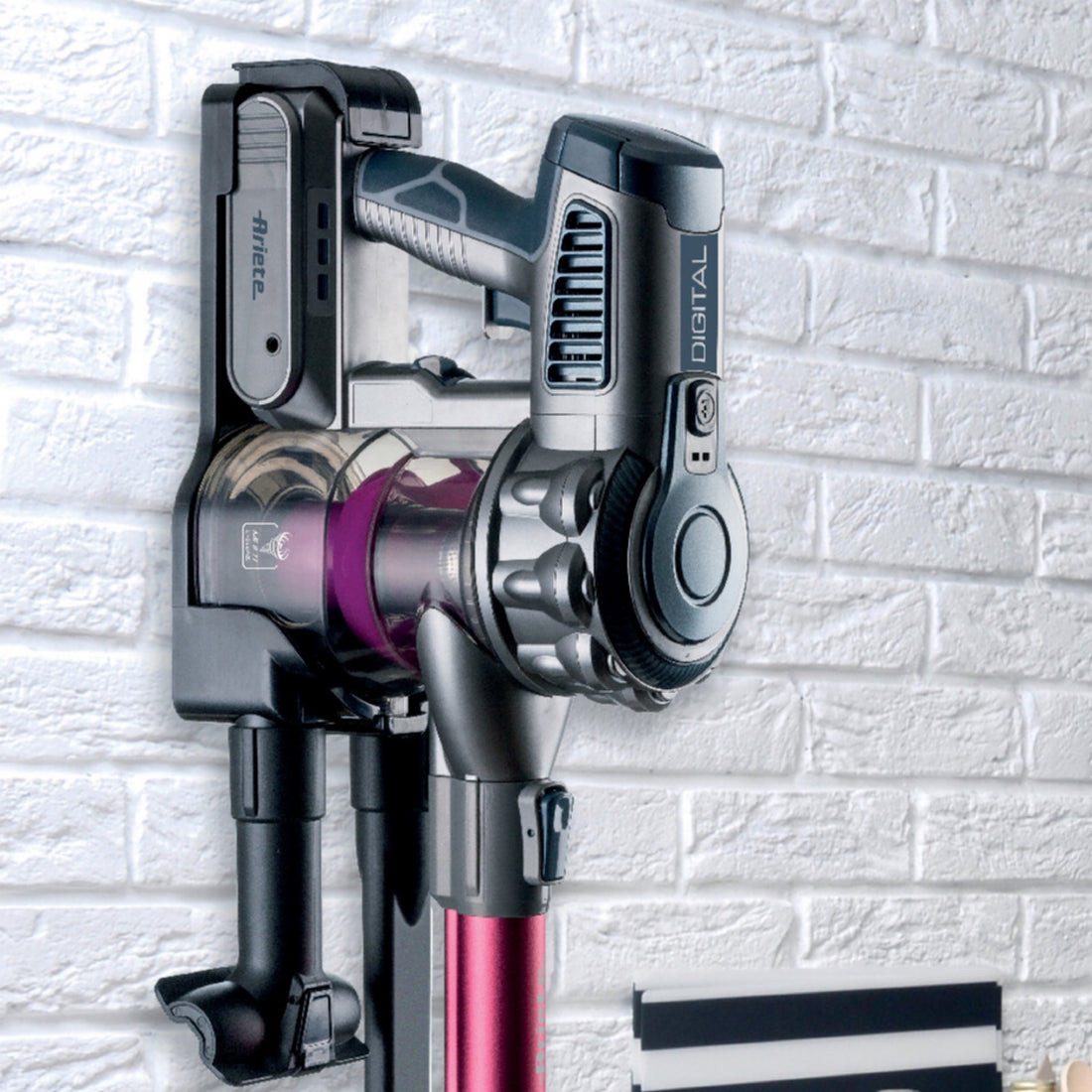 Ariete Cordless Electric Broom – 2-in-1, 22.2V, Pink Digital Motor